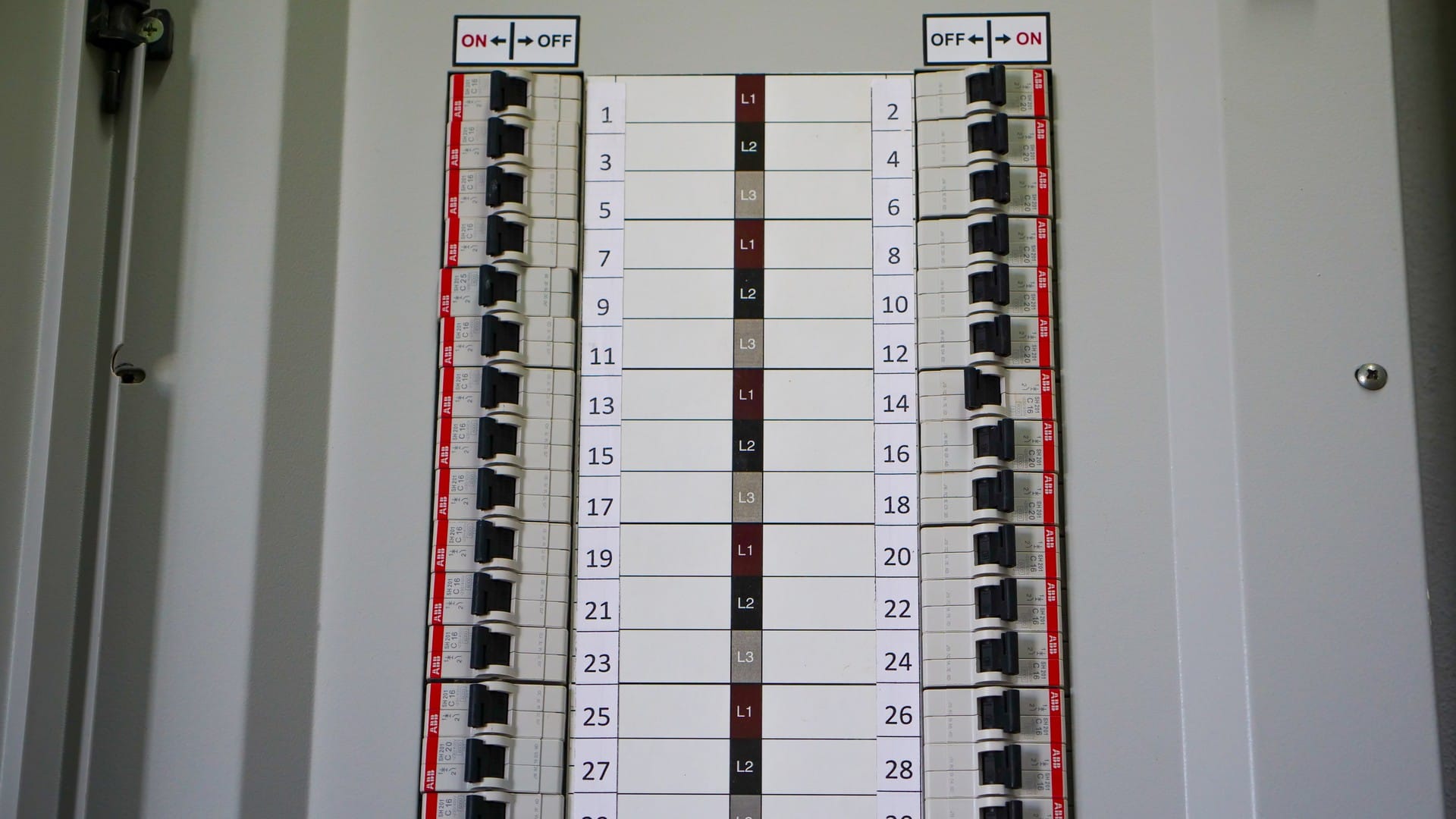Why Does My Circuit Breaker Keep Tripping? A Homeowner’s Guide